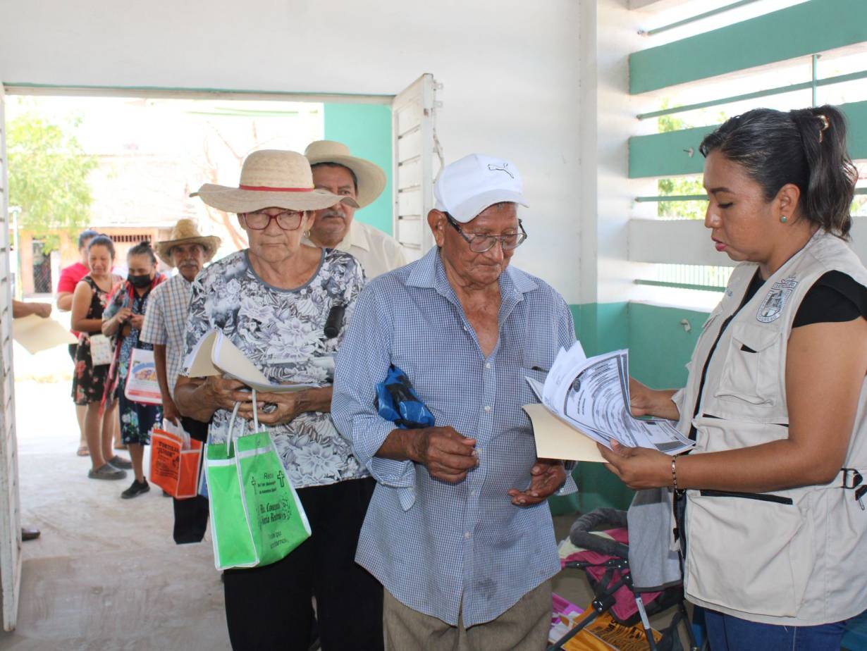 Se continúa el censo del programa de apoyo alimentario